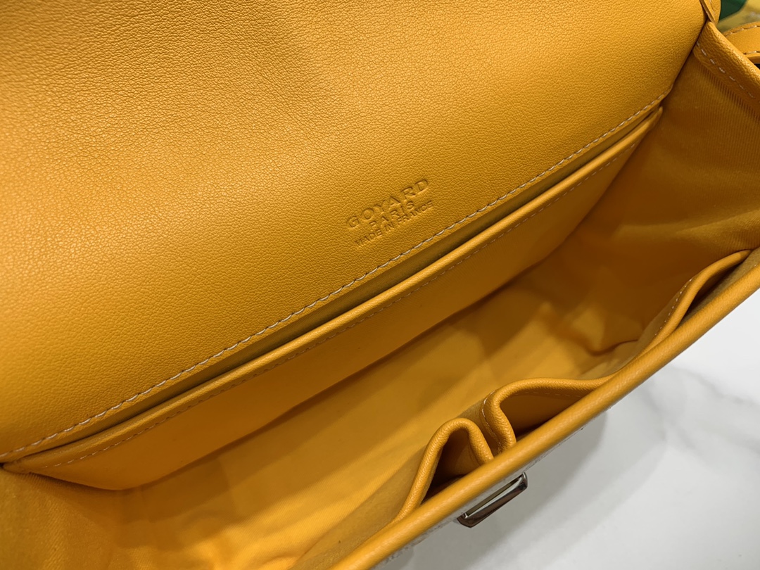 Belvedere PM Shoulder Bag In Yellow